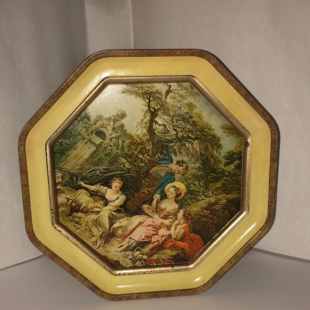 Sunshine Biscuit Tin "The Nest" Vintage